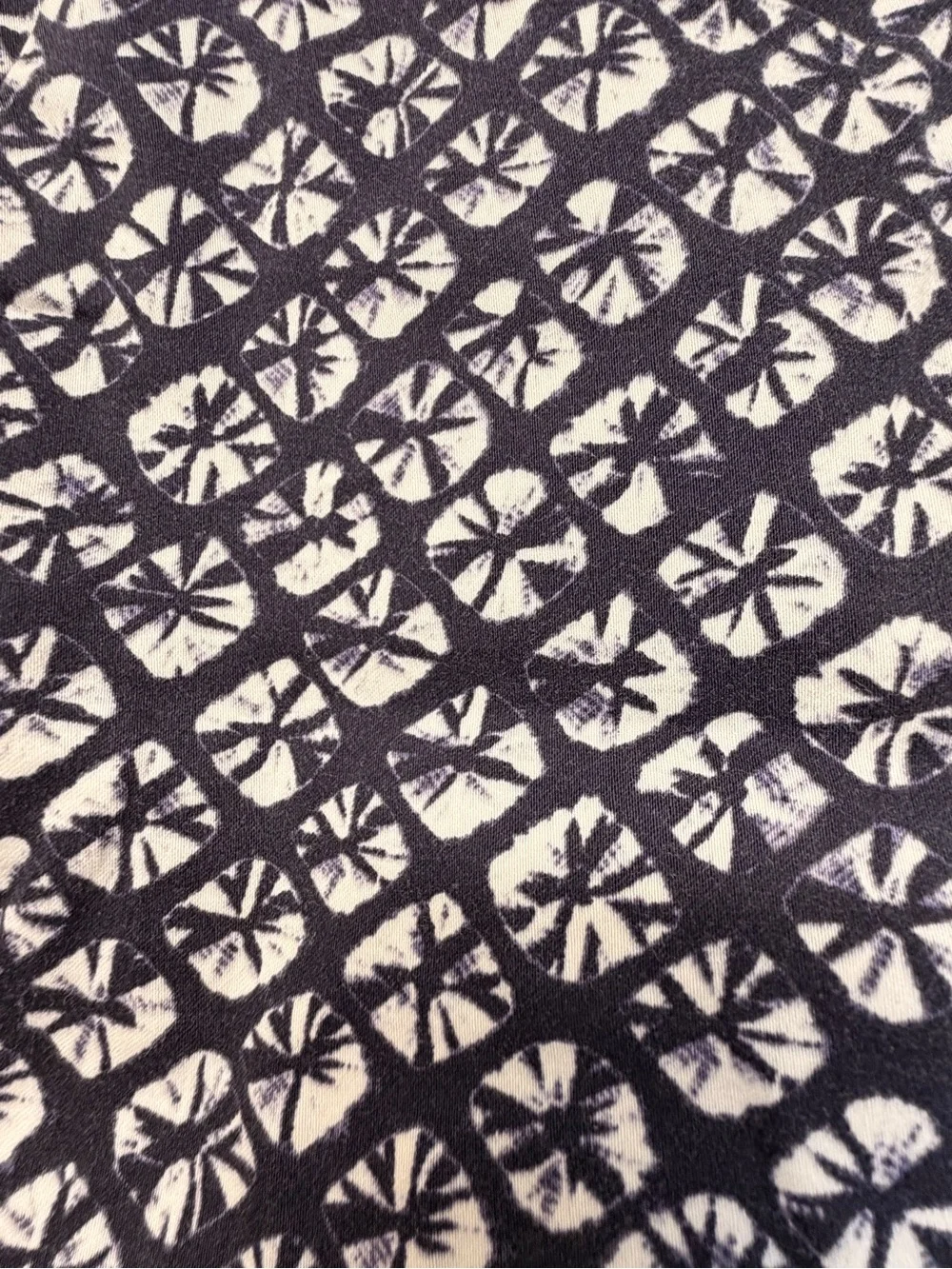 Michael Kors Navy White Geometric Print Shorts Size 4 Stretch Casual